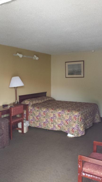 Sunbelt Lodge Motel 아브빌 외부 사진