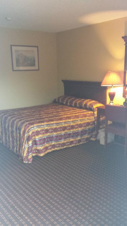 Sunbelt Lodge Motel 아브빌 외부 사진