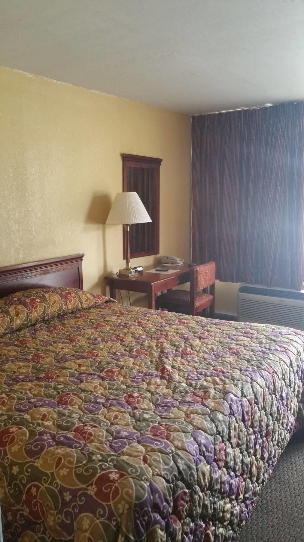 Sunbelt Lodge Motel 아브빌 외부 사진