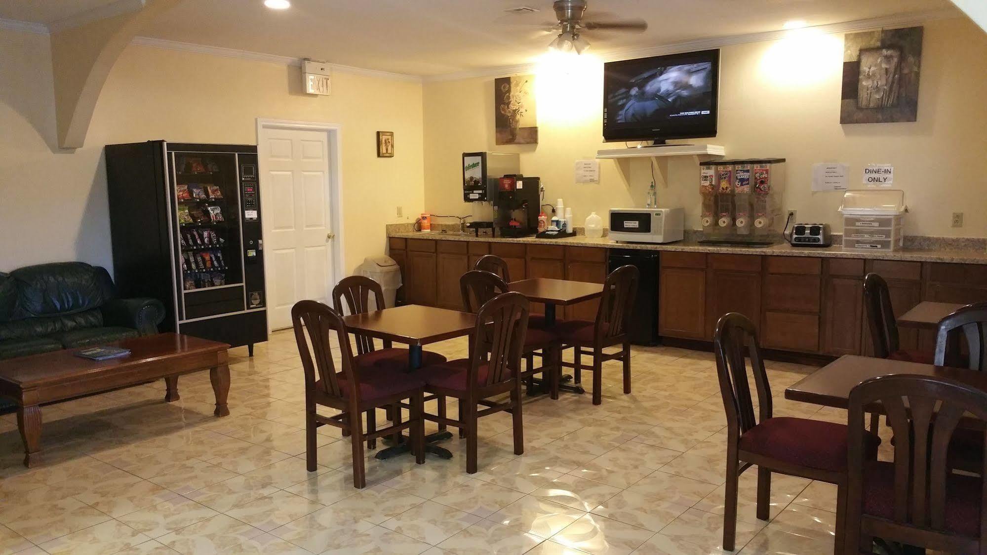 Sunbelt Lodge Motel 아브빌 외부 사진